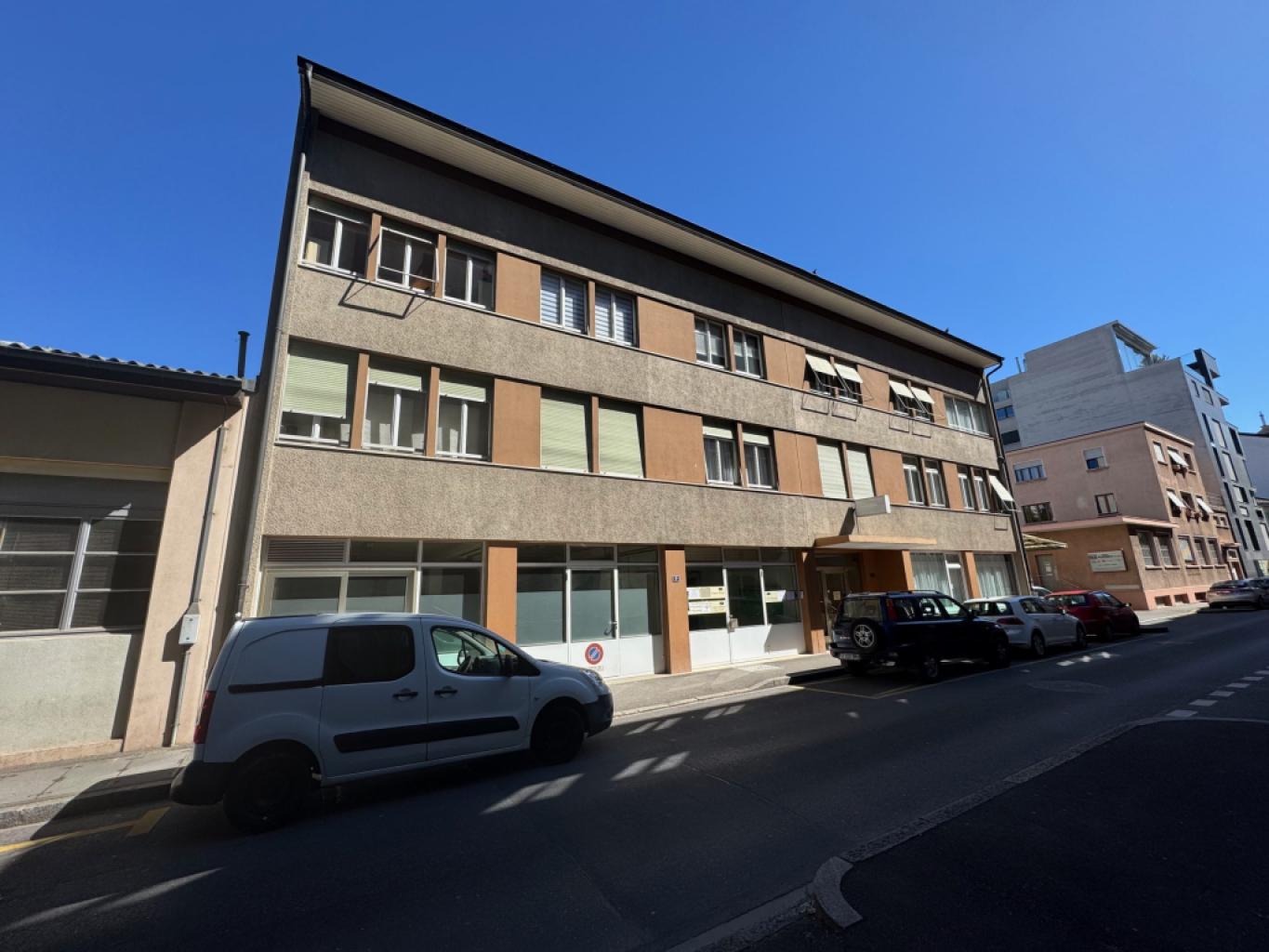 Rue François-MEUNIER 9