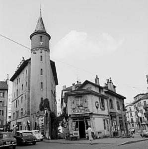 Rue de la Tour 1