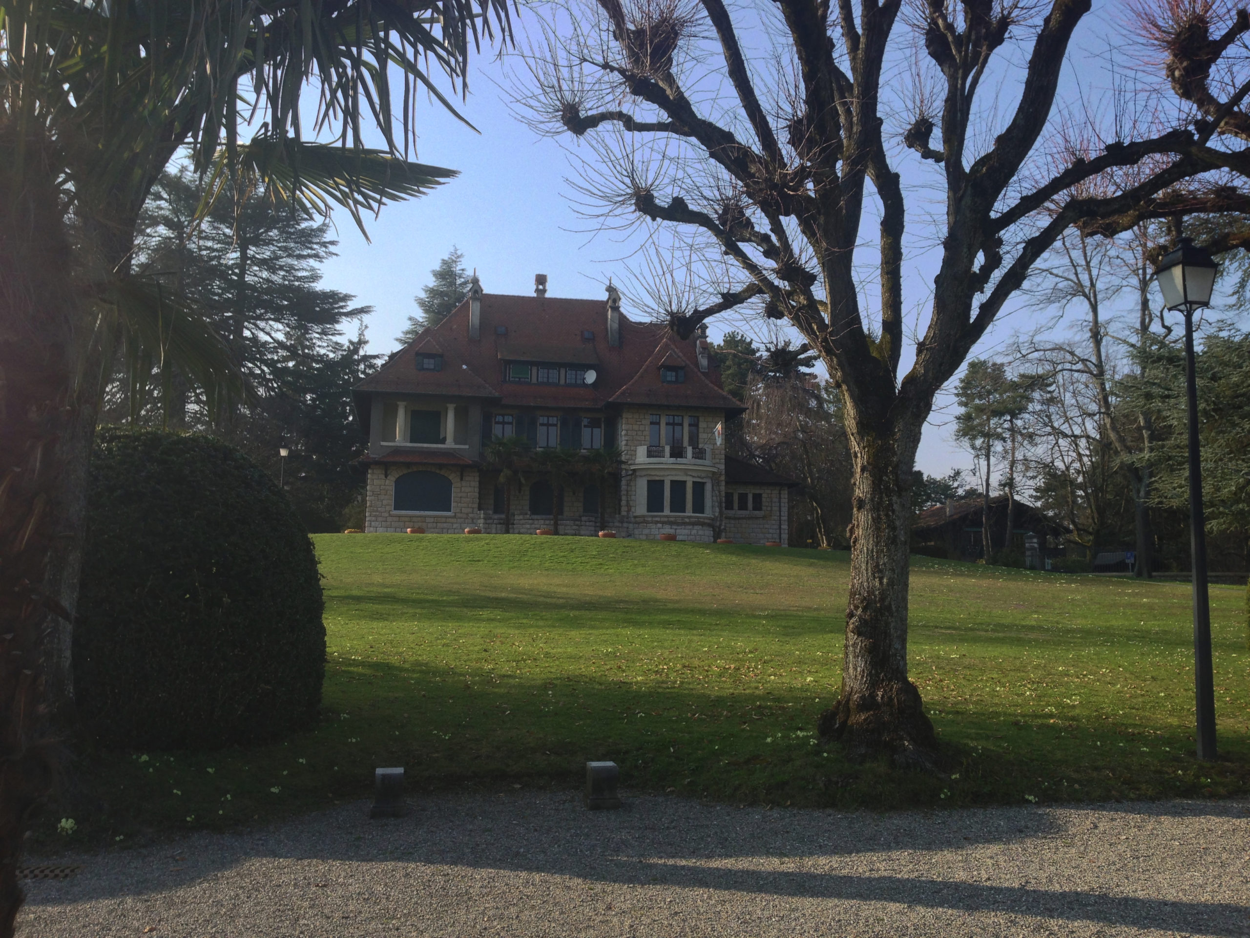 Chemin de Surville 10