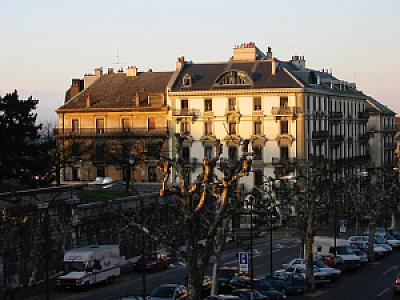 Rue Ferdinand-HODLER 5