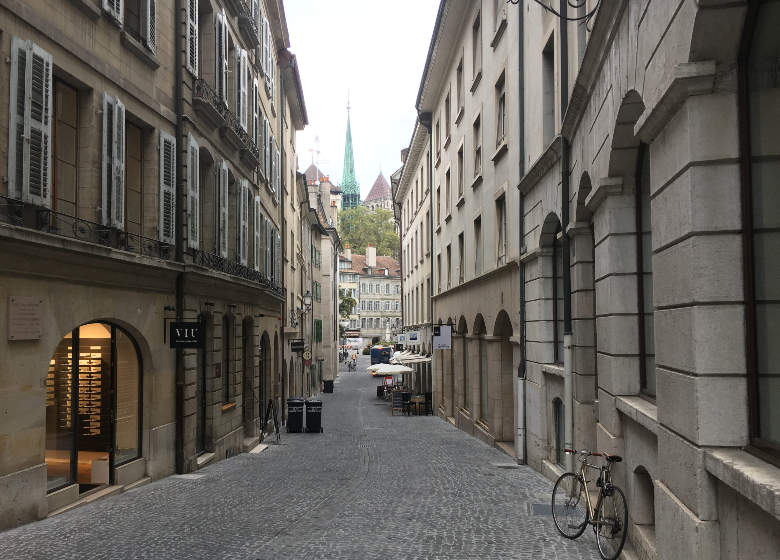 Rue Étienne Dumont 2016-10-07_10-34-23