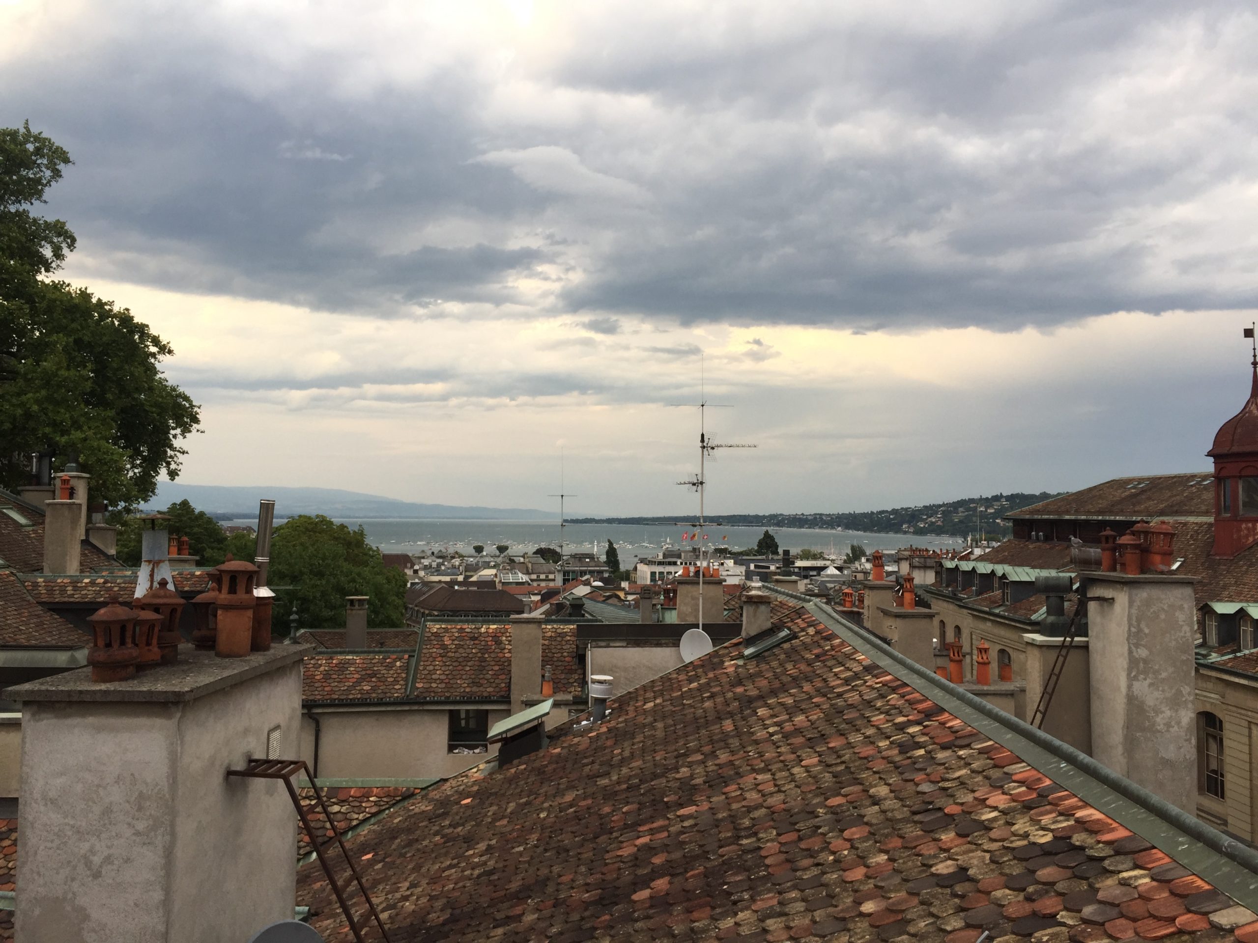 Place du Bourg de Four 2015-08-08_20-10-27