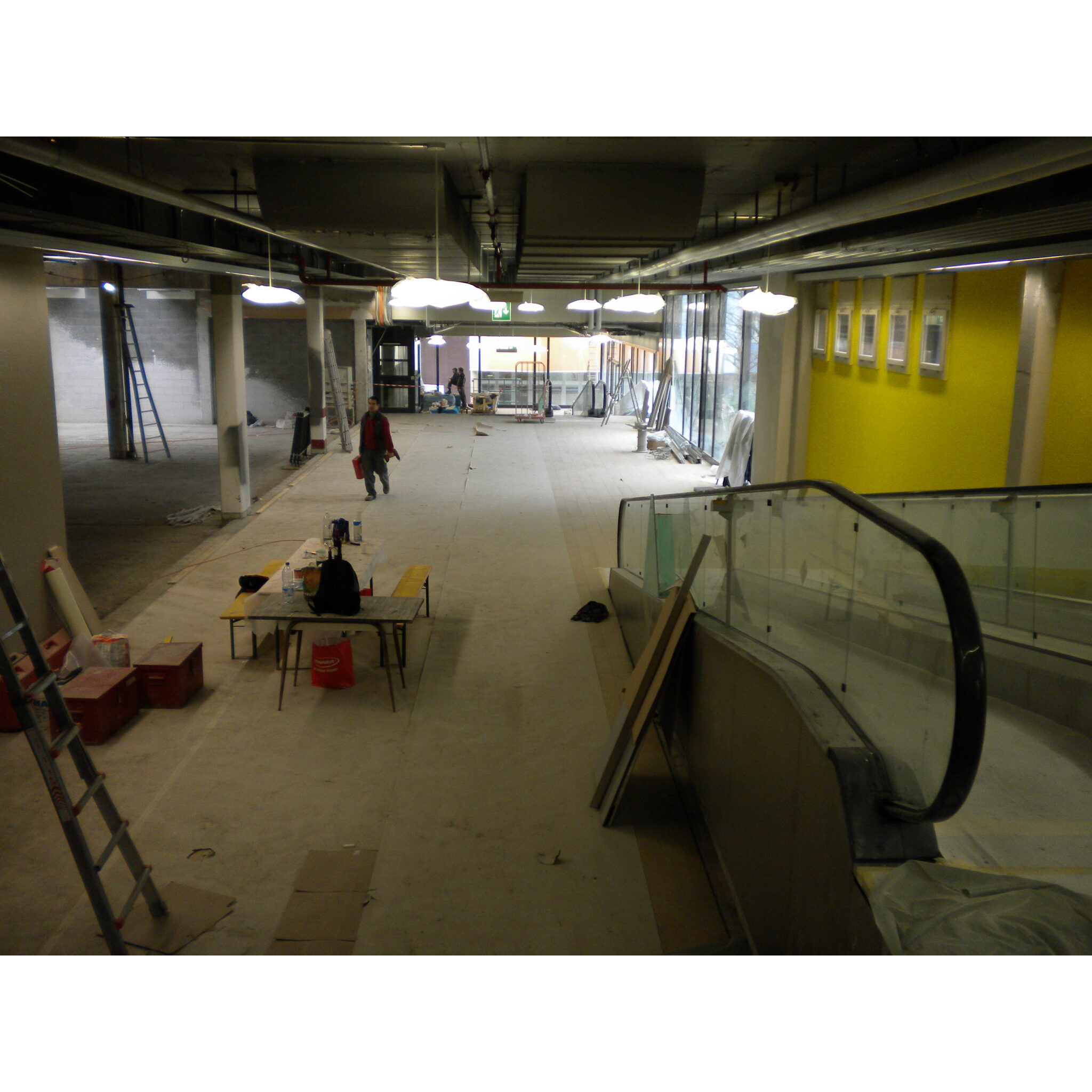 Vernier-Avanchet-Centre-commercial-80