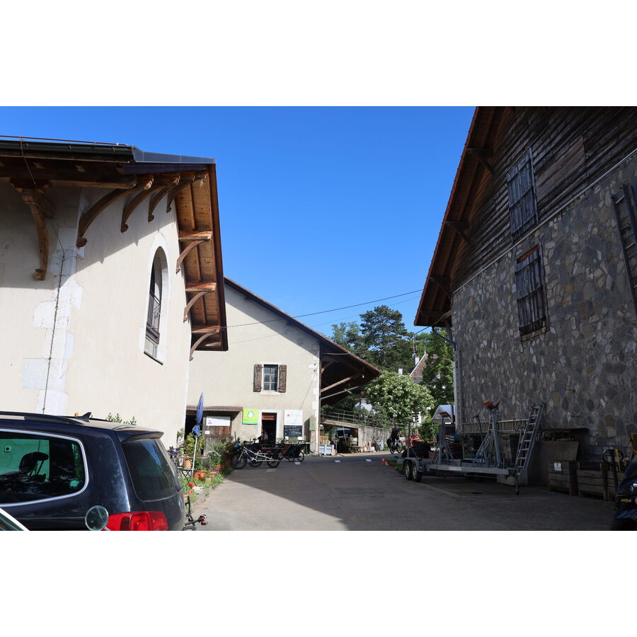 Route du Carre-d'Aval 10-12