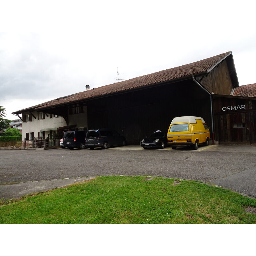 Route de la Gare-de-Satigny 49-51