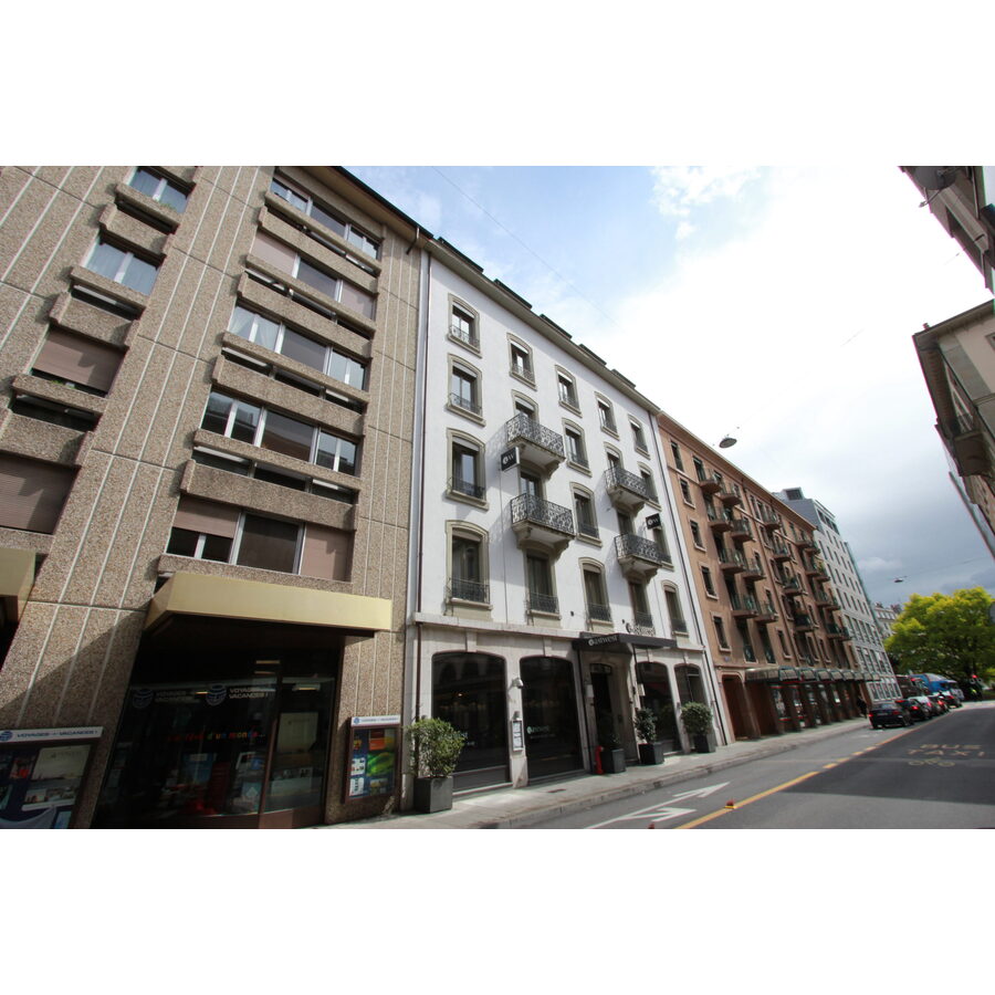 Rue des Pâquis 6