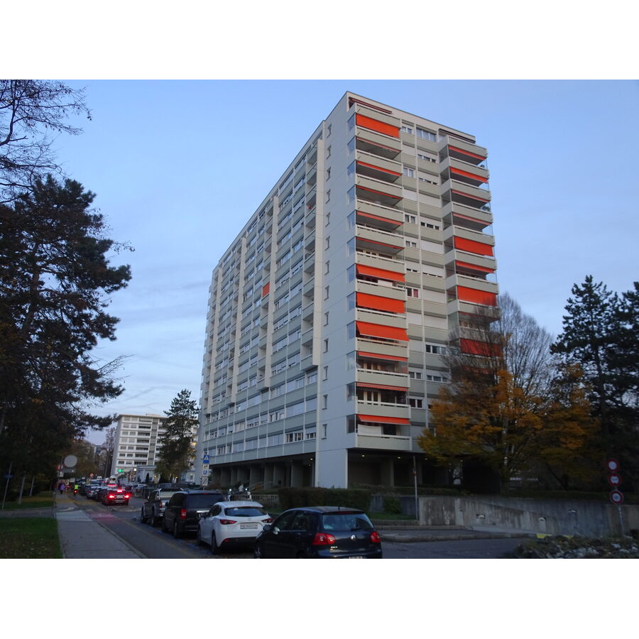 Avenue du Bois-de-la-Chapelle 9-11