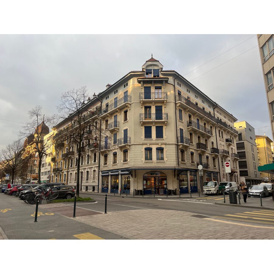 Rue John-GRASSET 10