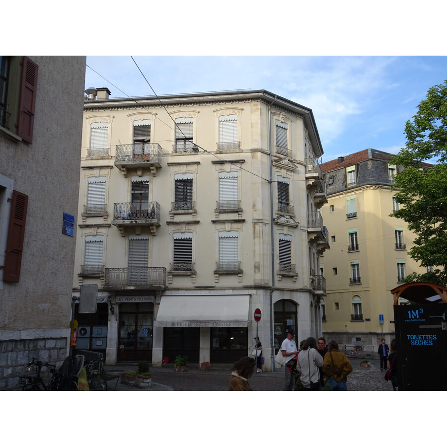 Rue des Grottes 26-28