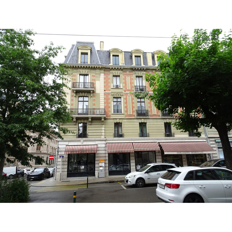 Boulevard du Théâtre 7