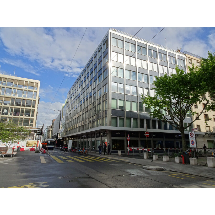 Rue du Rhône 38