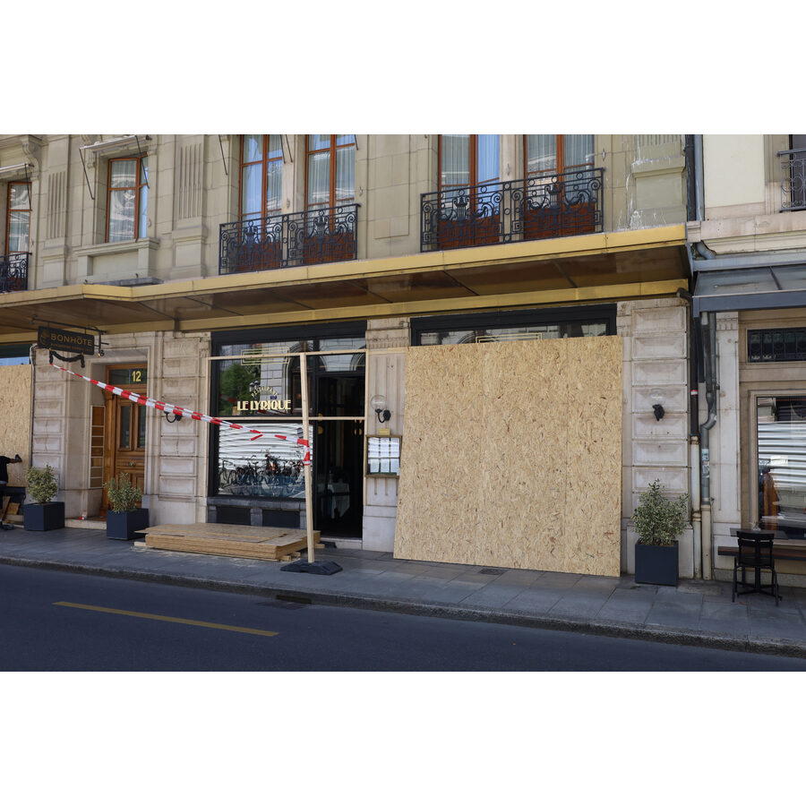 Boulevard du Théâtre 12