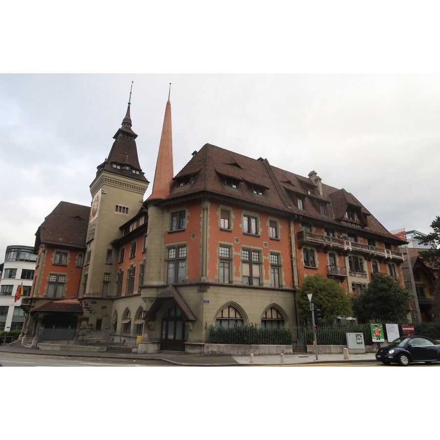 Mairie des Eaux-Vives