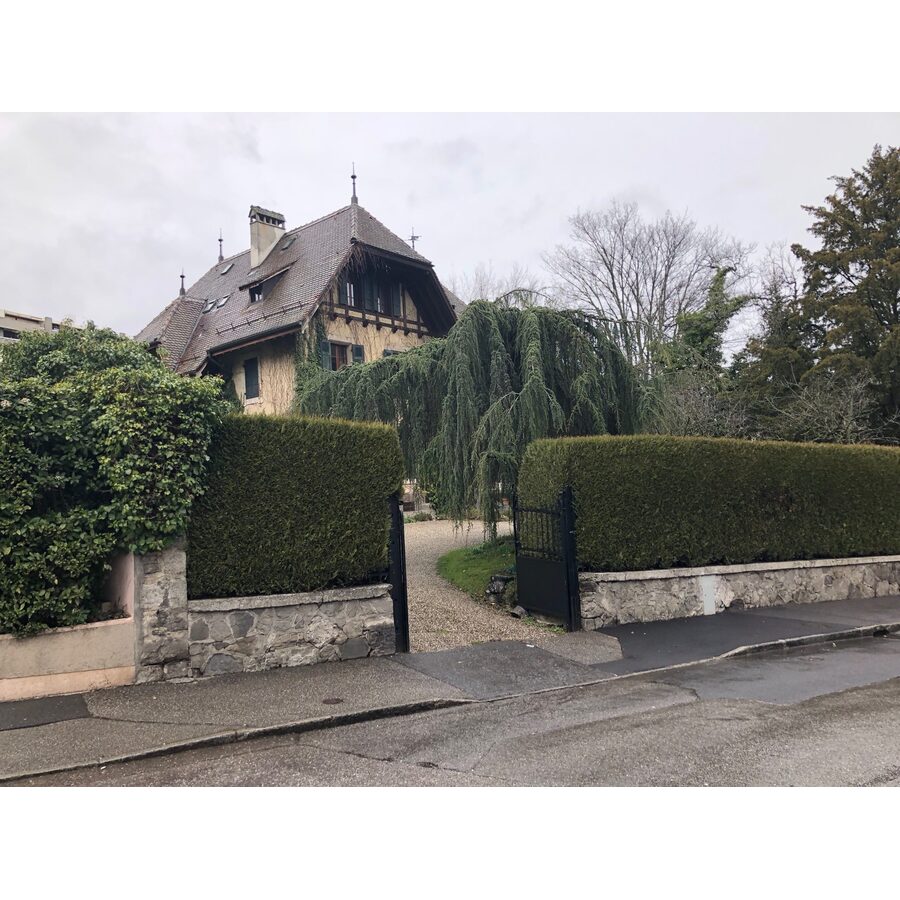 Bâtiment à Chemin des Crêts 10 (Genève), 1209 Genève