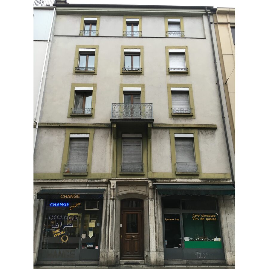 Rue de Monthoux 12