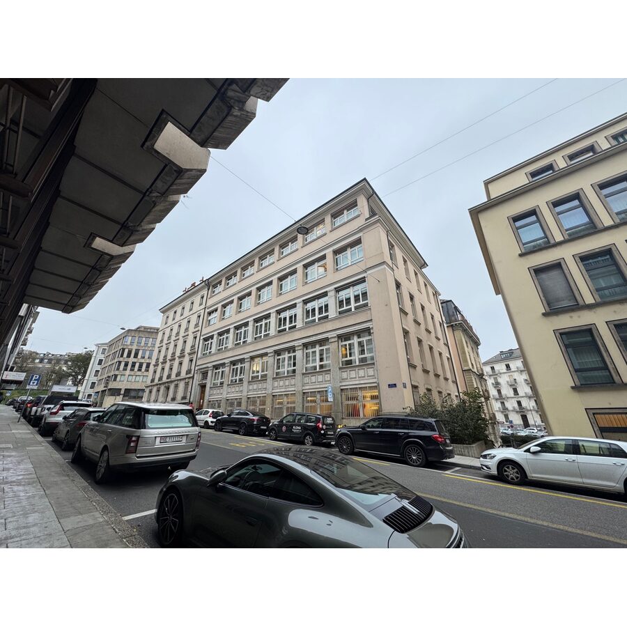 Rue des Glacis-de-Rive 12
