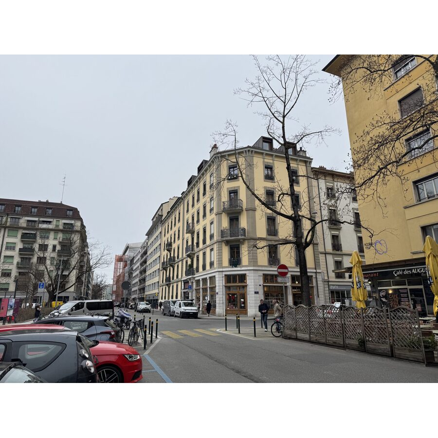Place des Augustins 9
