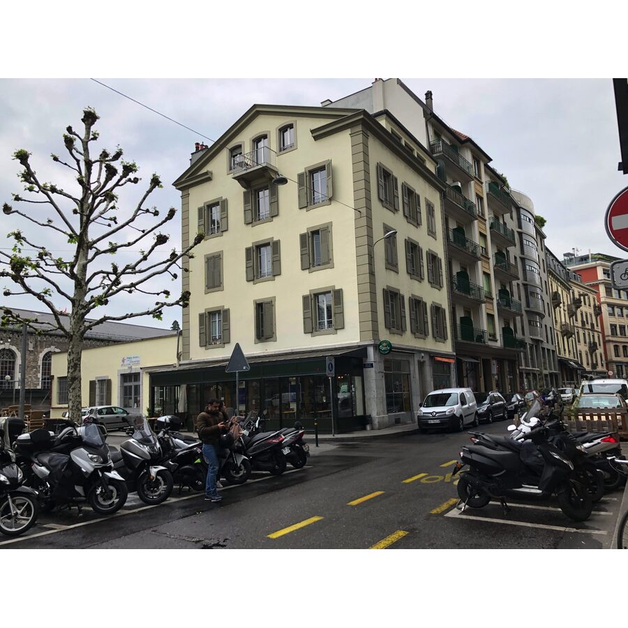 Rue de la Coulouvrenière 15