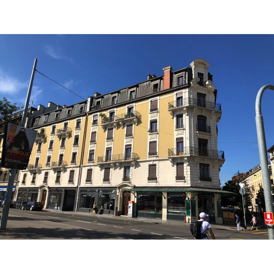 Avenue du Mail 18-19