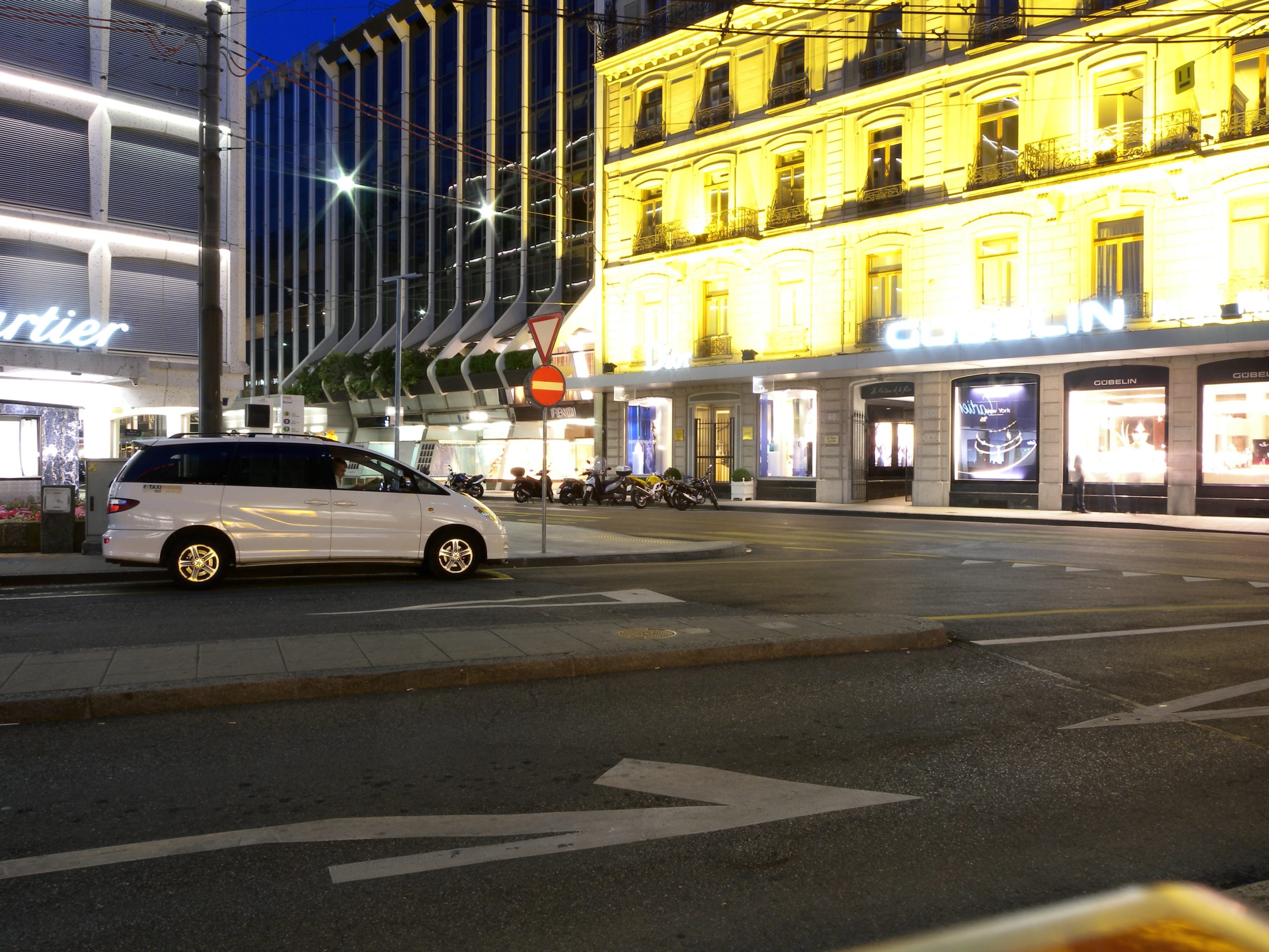 2010-06-05_20-58-36