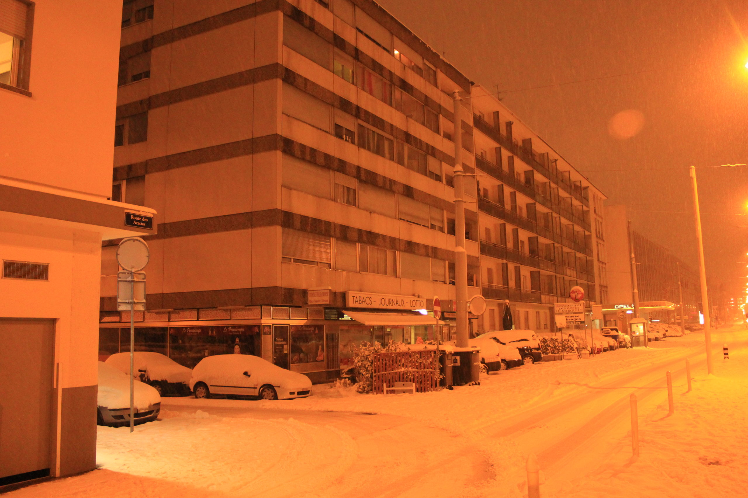 2010-12-01_00-03-27
