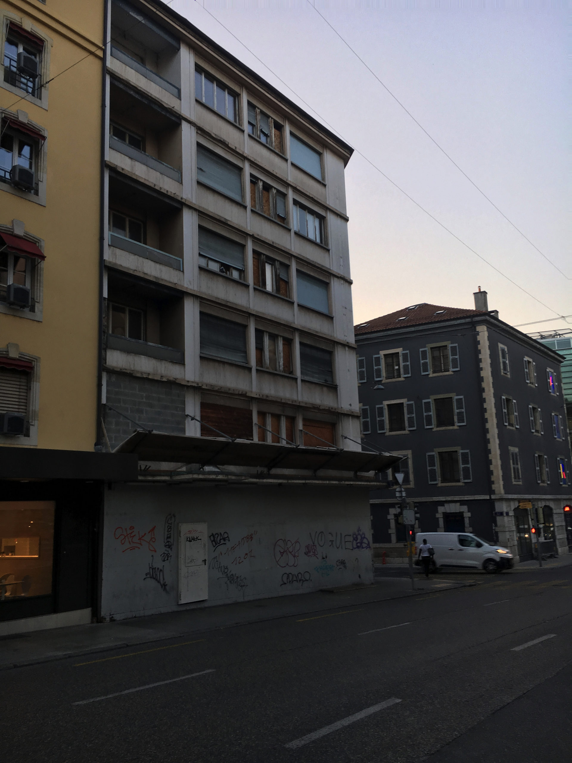 Rue des Alpes 12