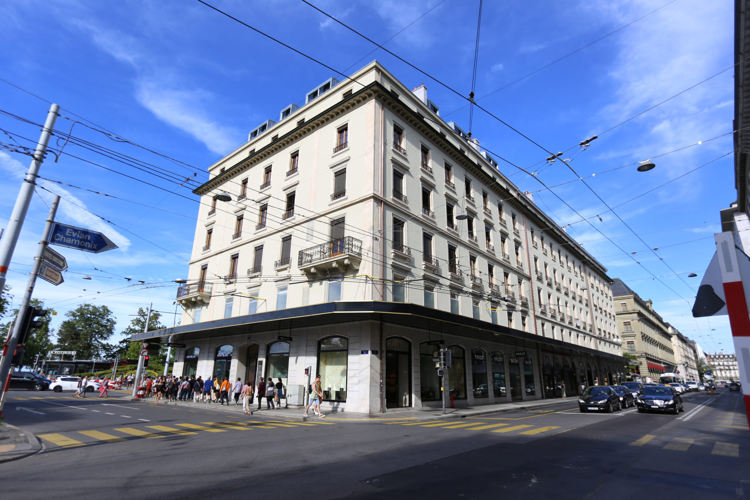 Place du Port 2019-06-23_17-07-03