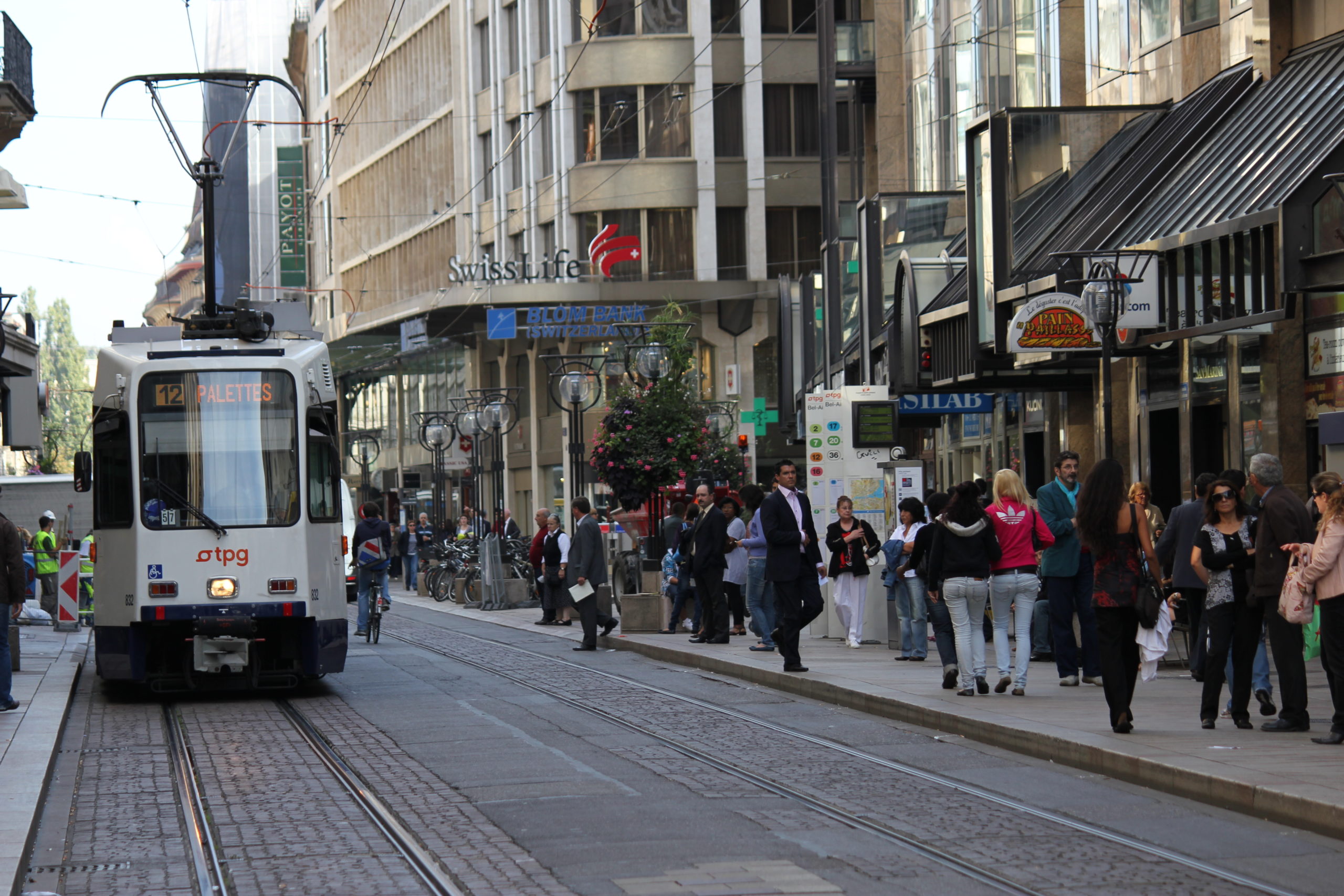 Rue Dizerens 2010-09-22_15-38-20