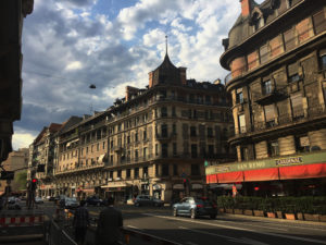 Rue François-VERSONNEX 19