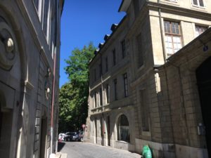 Rue Jean-Calvin 2016-07-29_11-06-57